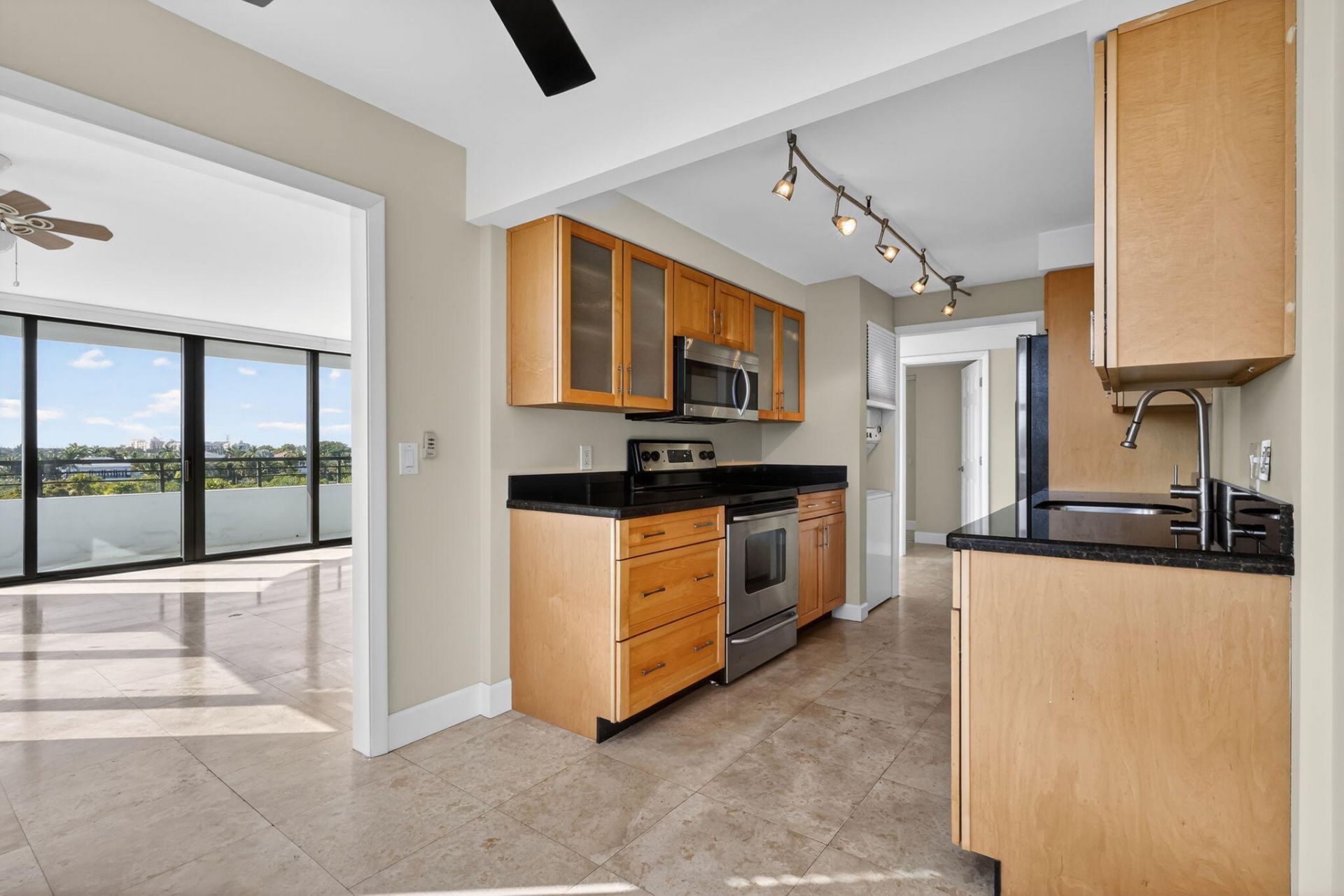 3589 S Ocean Boulevard, Unit 507, South Palm Beach, FL 33480 Photo