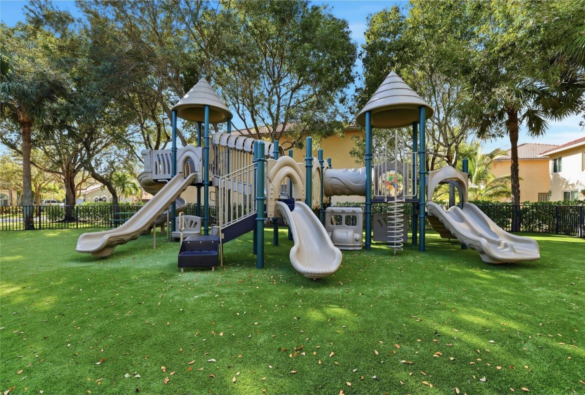 236 Gazetta Way, West Palm Beach, FL 33413 Photo