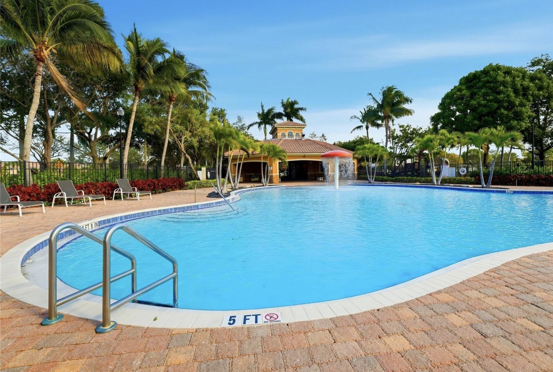 236 Gazetta Way, West Palm Beach, FL 33413 Photo