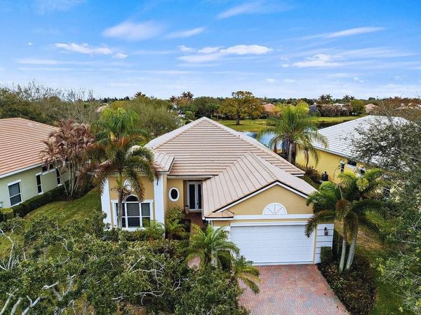 1274 River Reach Dr, Vero Beach, FL 32967