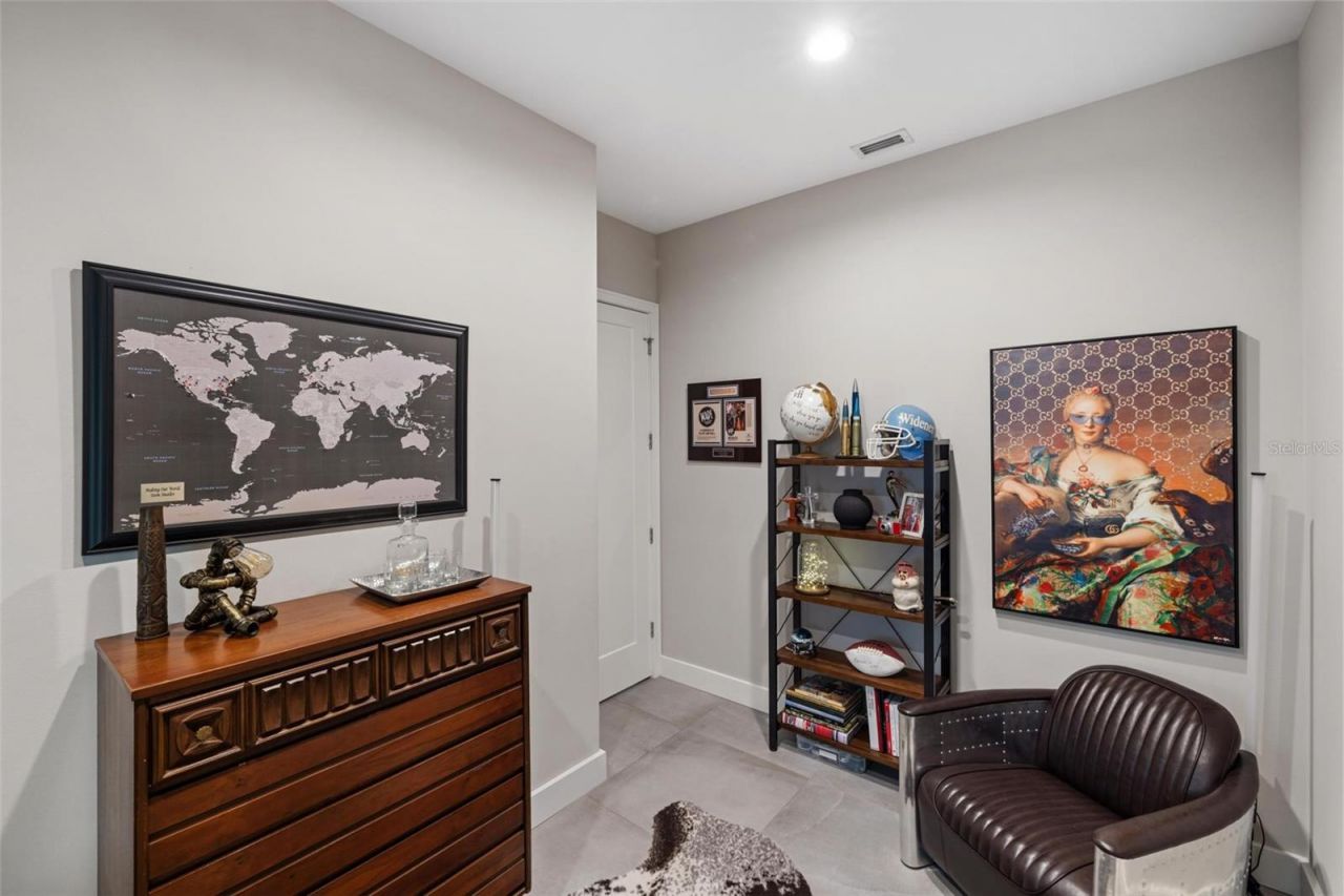 1732 Shoreland Drive, Sarasota, FL 34239 Photo