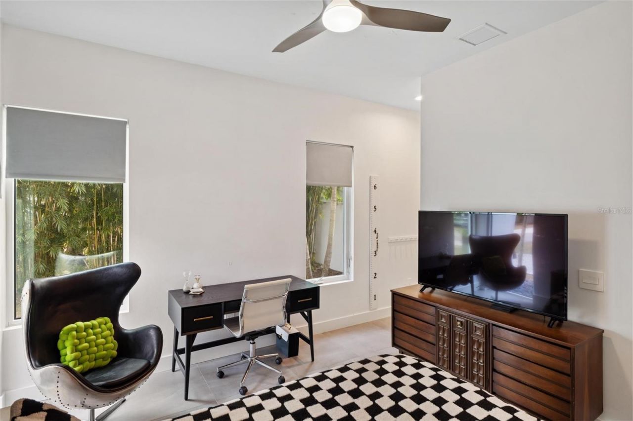 1732 Shoreland Drive, Sarasota, FL 34239 Photo