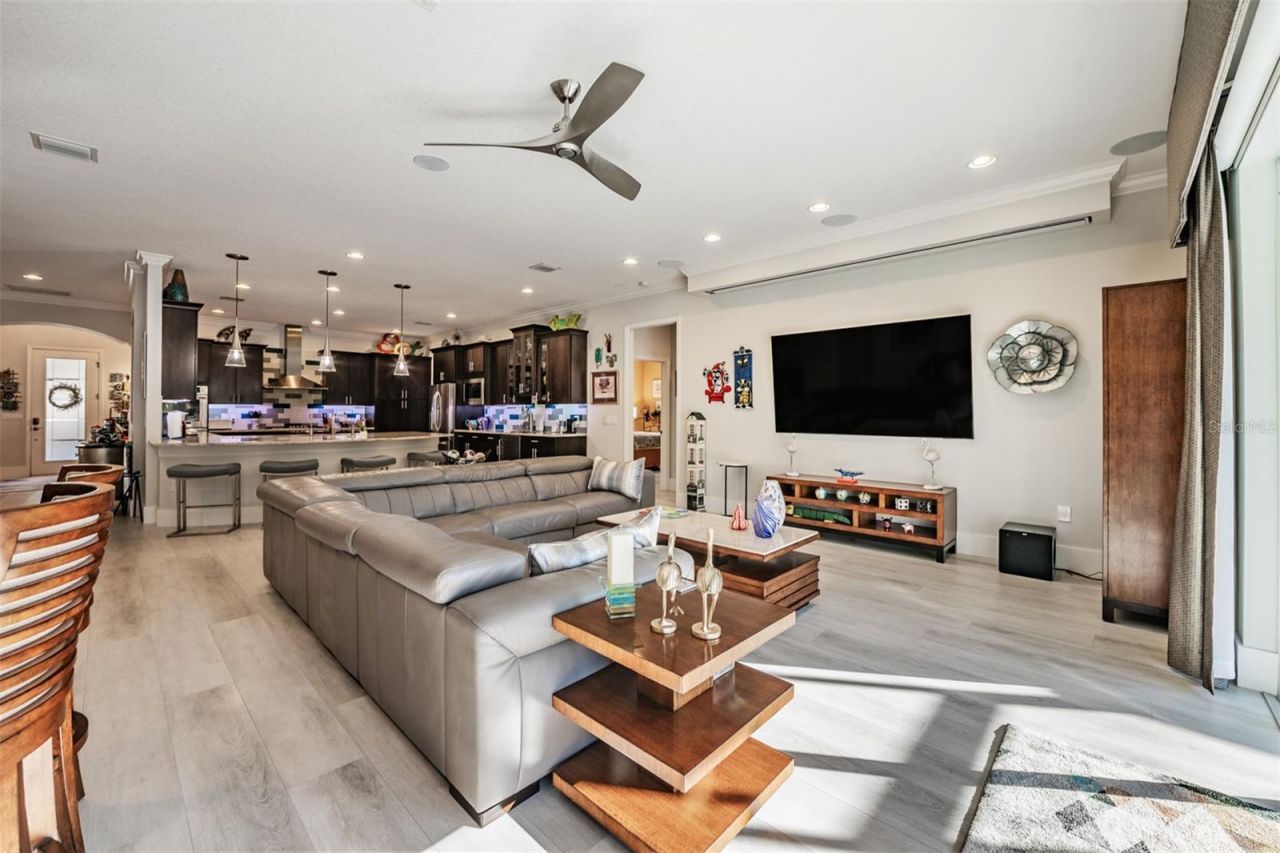 3332 Anna George Drive, Valrico, FL 33596 Photo