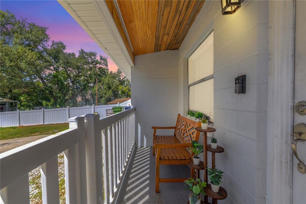 4210 E Sandalwood Circle S, Tampa, FL 33617 Main Photo