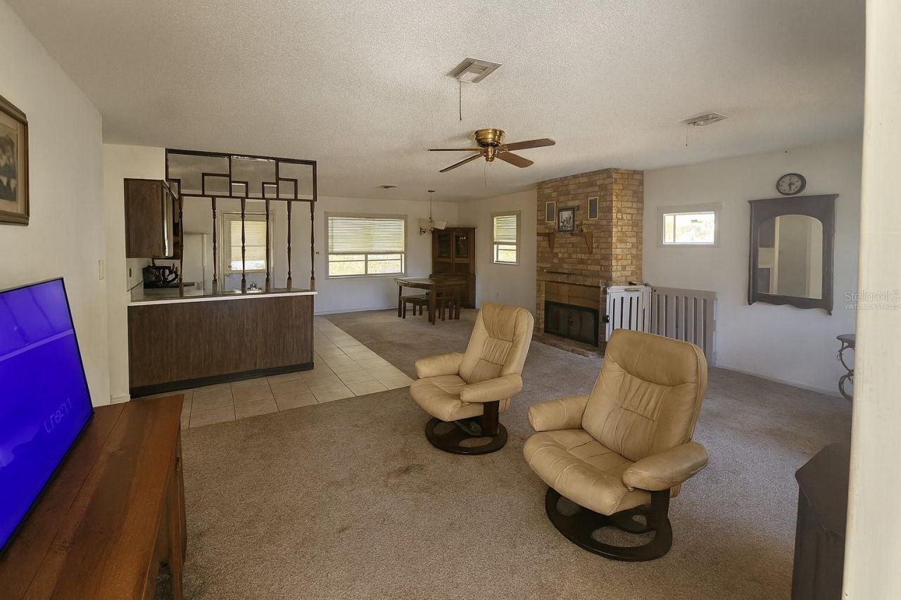 43734 West Lane, Paisley, FL 32767 Photo