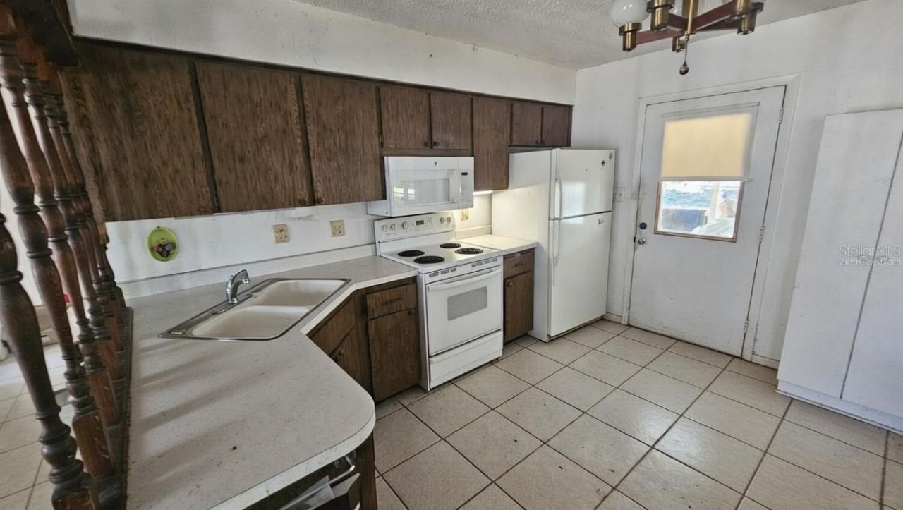 43734 West Lane, Paisley, FL 32767 Photo