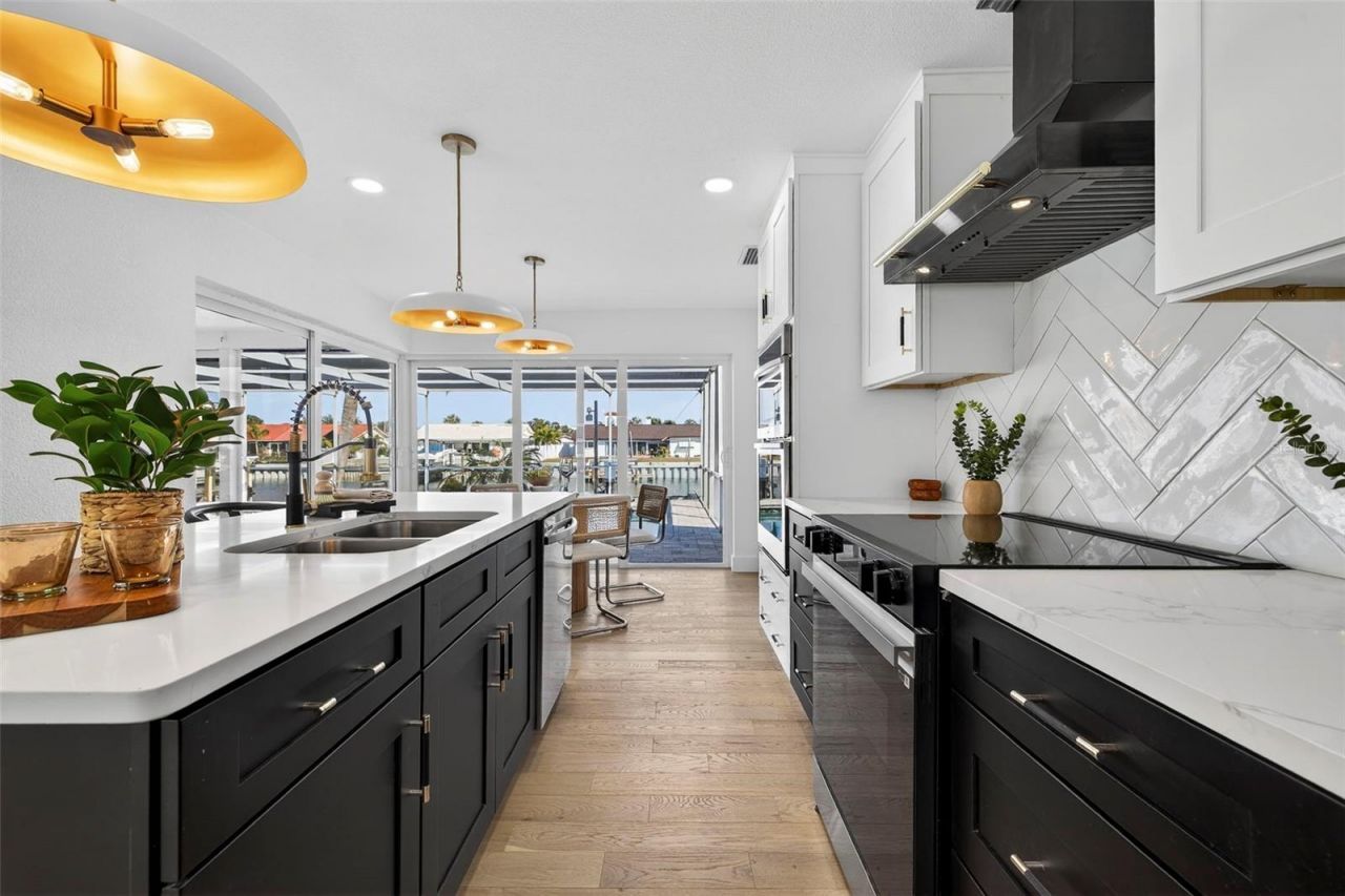 4426 43rd Street S, Saint Petersburg, FL 33702 Photo