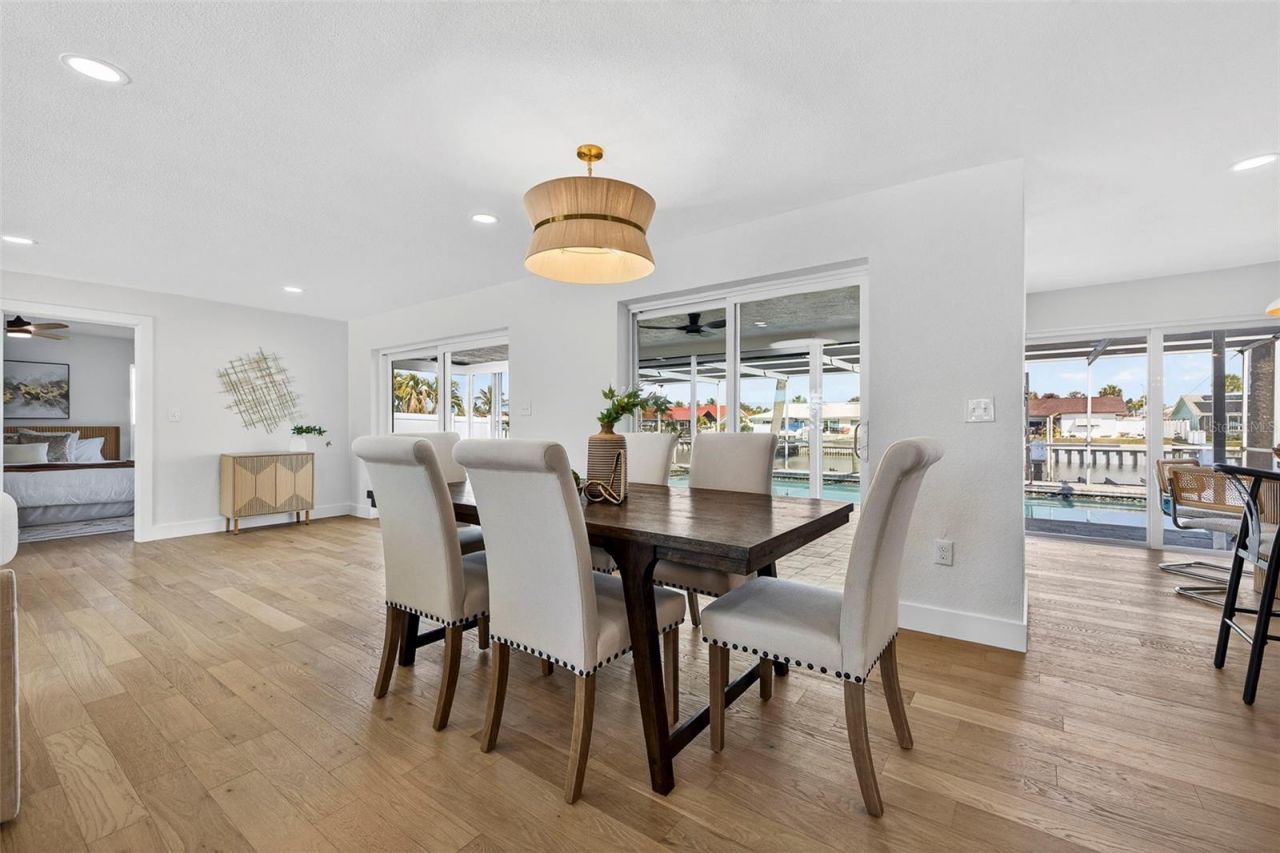 4426 43rd Street S, Saint Petersburg, FL 33702 Photo