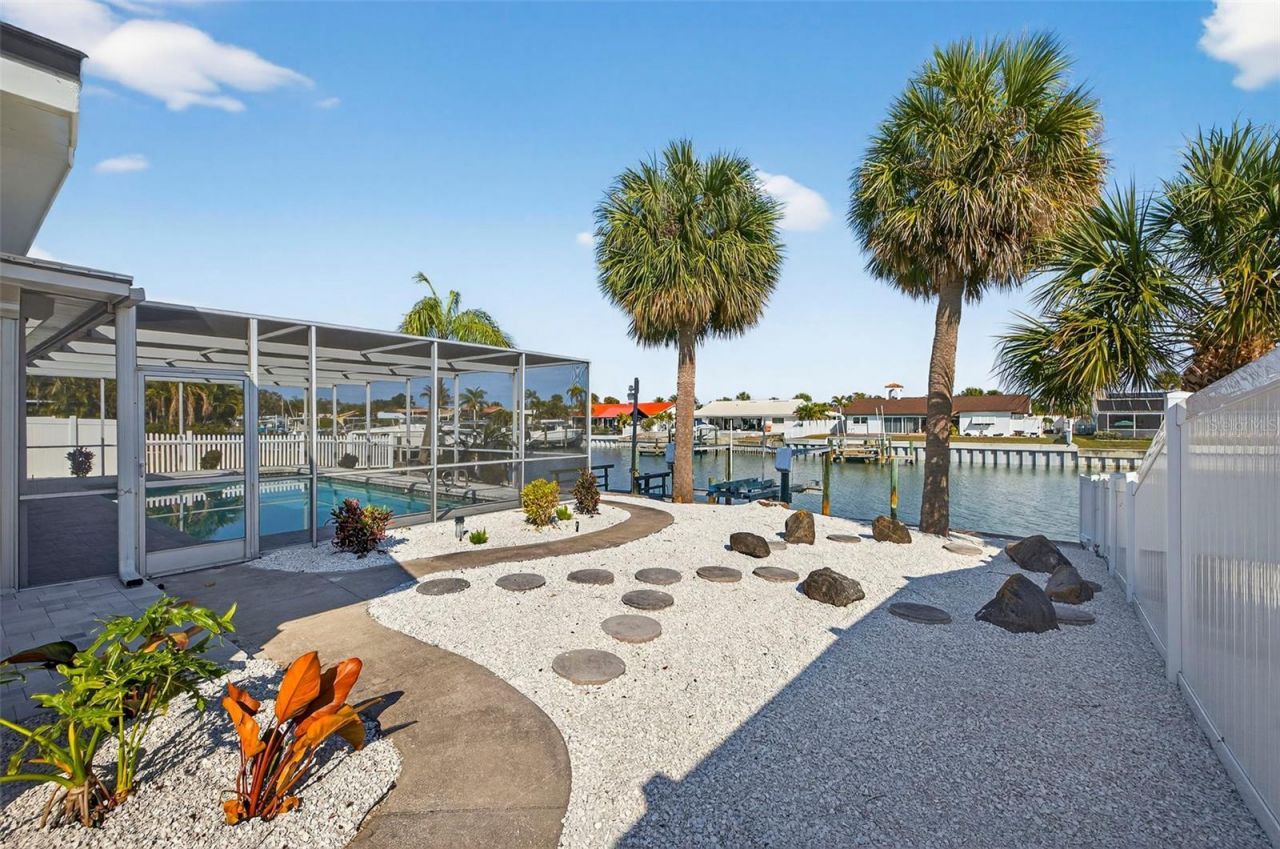 4426 43rd Street S, Saint Petersburg, FL 33702 Photo