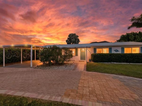 1105 CHRISTOPHER COURT, NAPLES, FL 34104