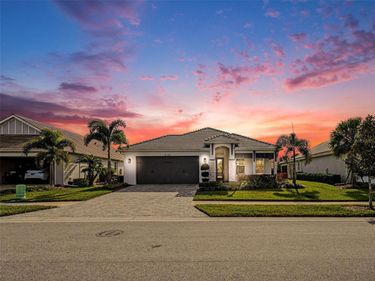 8109 SANDSTAR WAY, SARASOTA, FL 34240