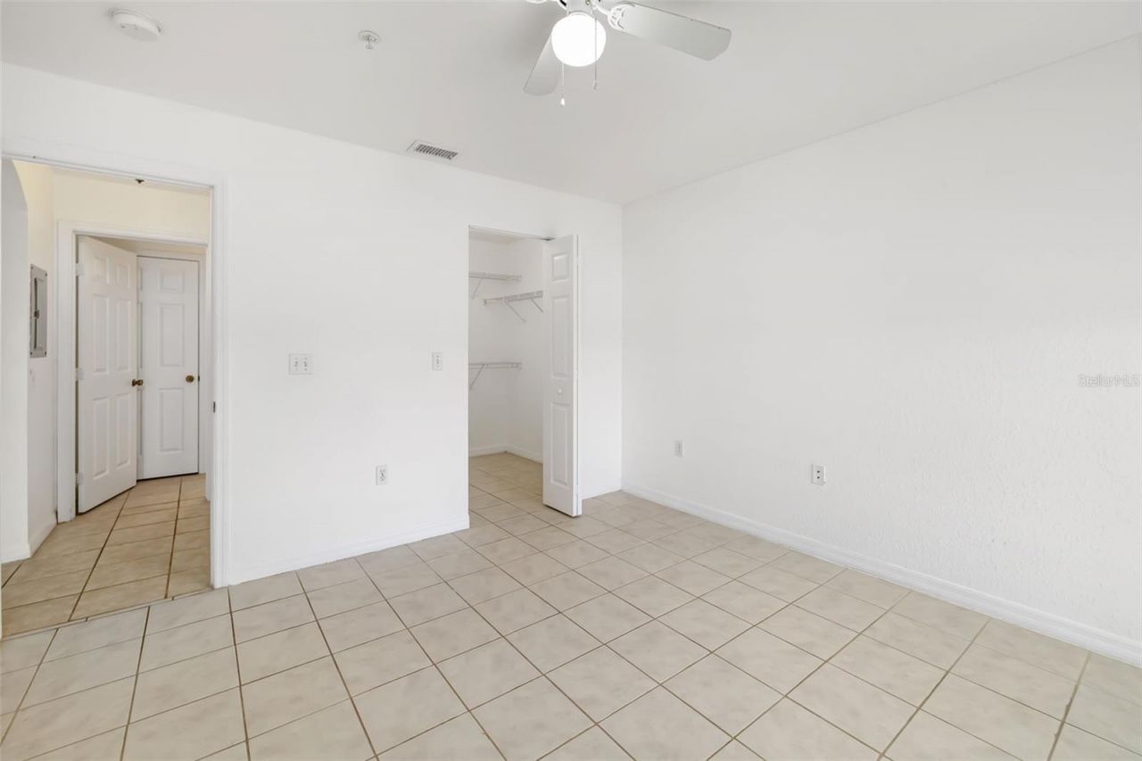 8933 Manor Loop, Unit 205, Lakewood Ranch, FL 34202 Photo