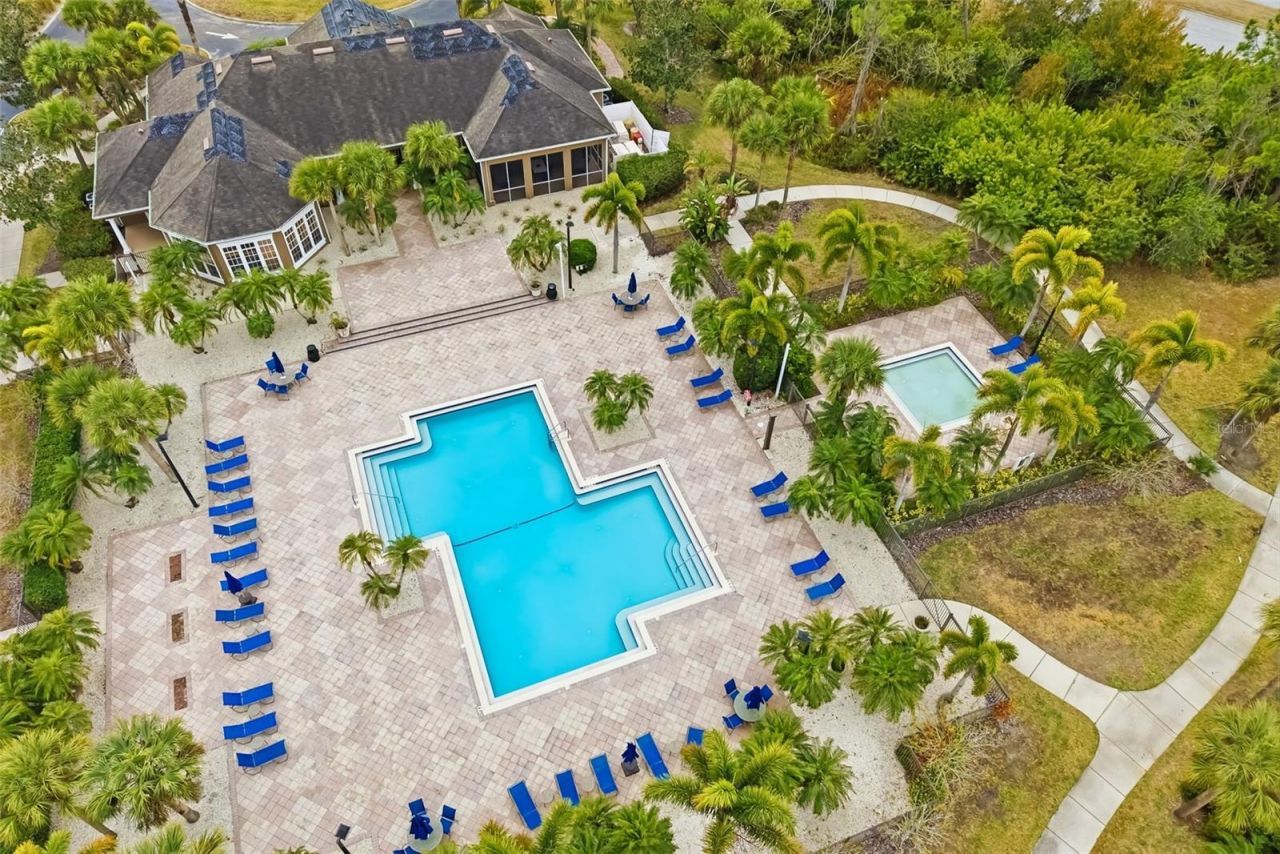 8933 Manor Loop, Unit 205, Lakewood Ranch, FL 34202 Photo