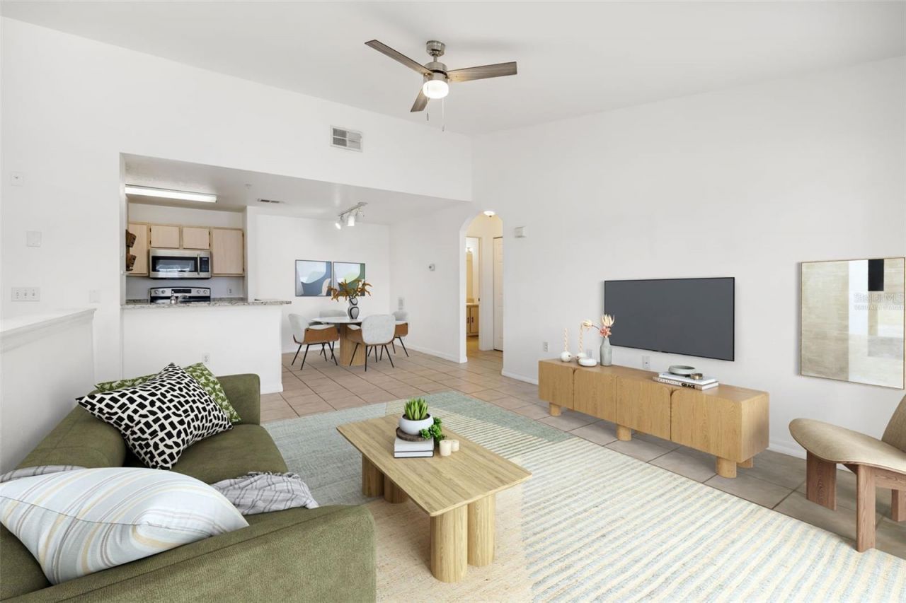 8933 Manor Loop, Unit 205, Lakewood Ranch, FL 34202 Photo