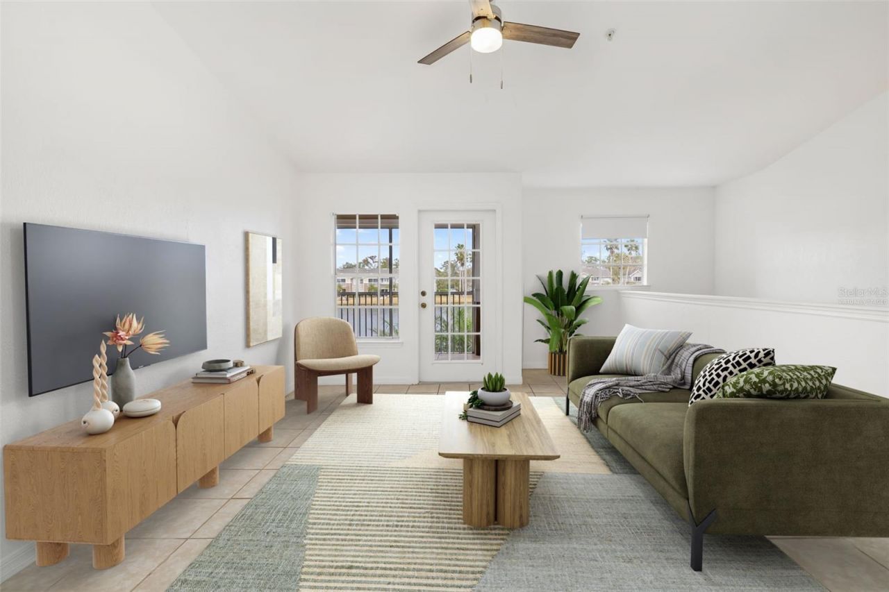 8933 Manor Loop, Unit 205, Lakewood Ranch, FL 34202 Photo