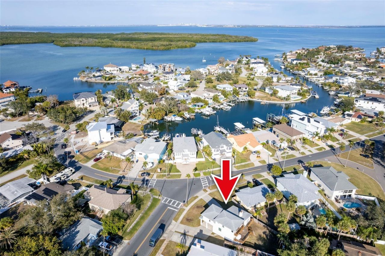 1870 Nebraska Avenue Ne, Saint Petersburg, FL 33703 Photo