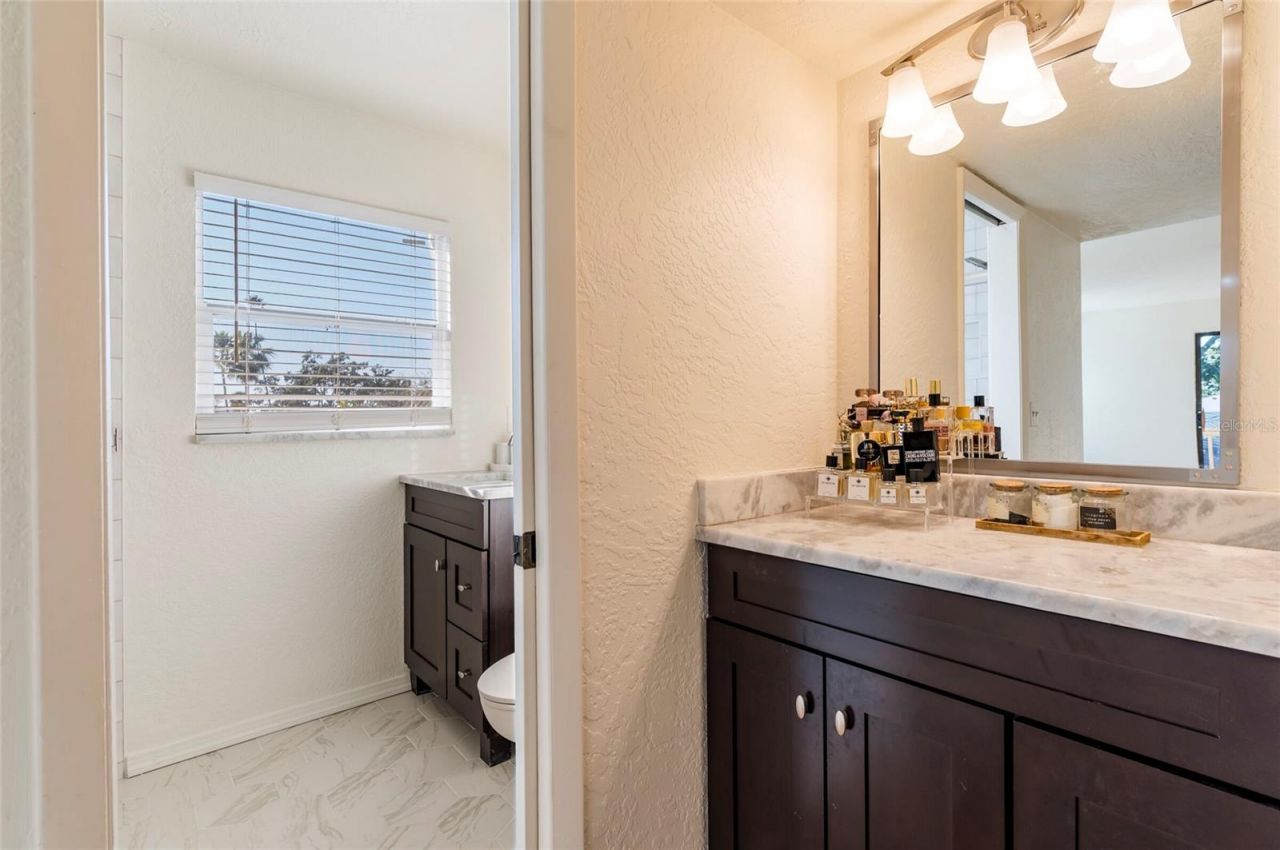 1870 Nebraska Avenue Ne, Saint Petersburg, FL 33703 Photo