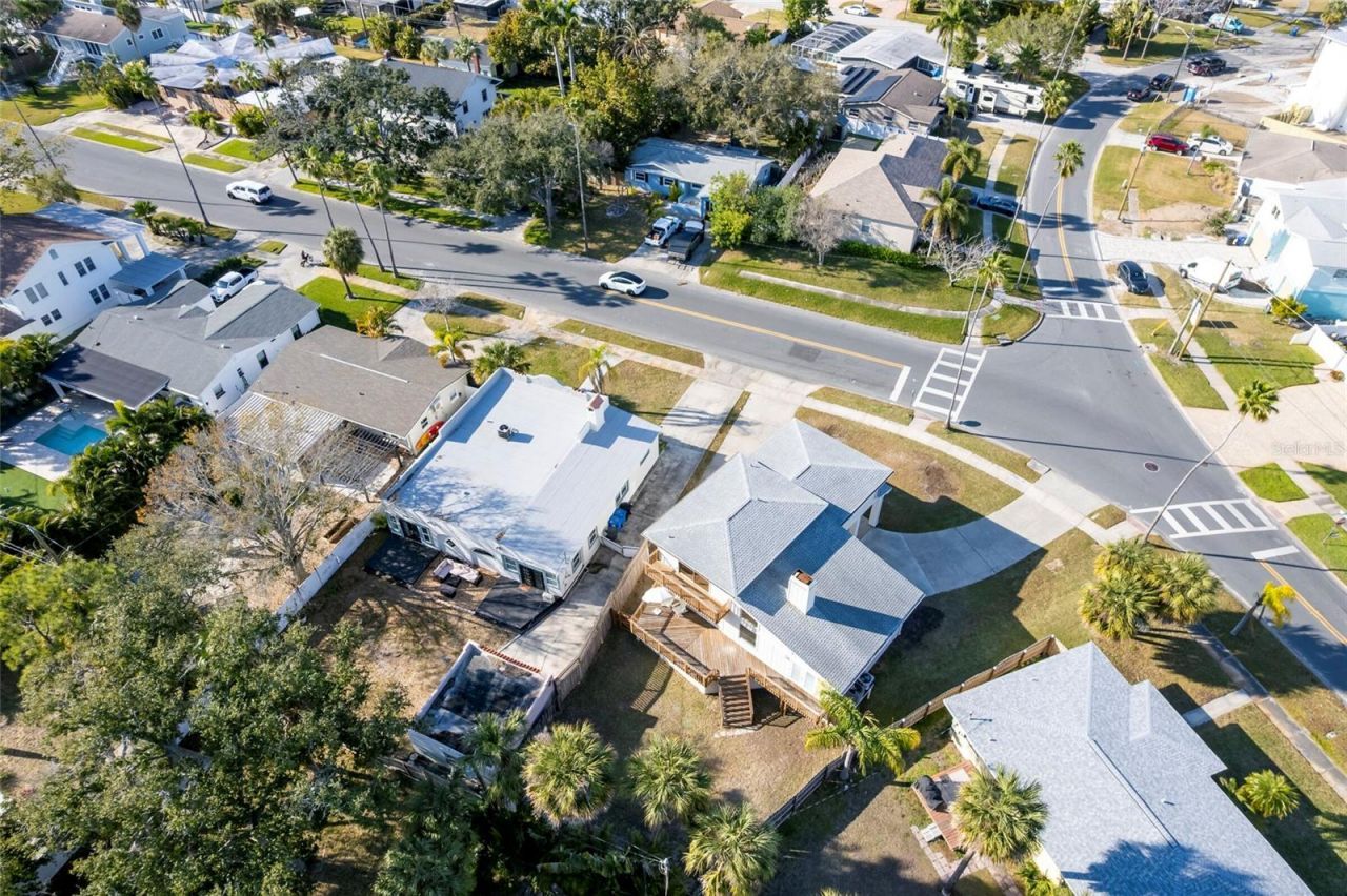 1870 Nebraska Avenue Ne, Saint Petersburg, FL 33703 Photo