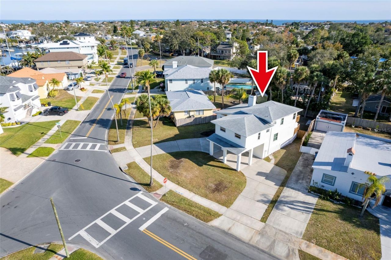 1870 Nebraska Avenue Ne, Saint Petersburg, FL 33703 Photo