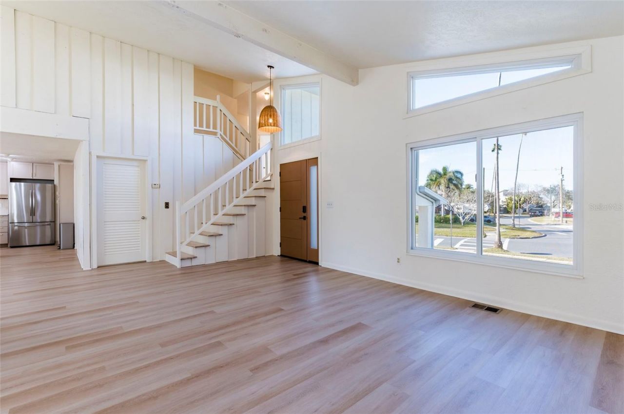 1870 Nebraska Avenue Ne, Saint Petersburg, FL 33703 Photo