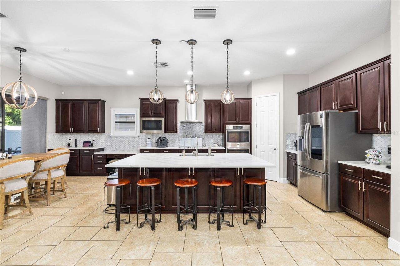 10902 Charmwood Drive, Riverview, FL 33569 Photo