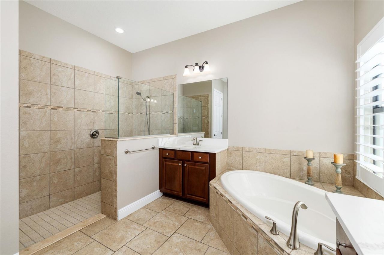 10902 Charmwood Drive, Riverview, FL 33569 Photo