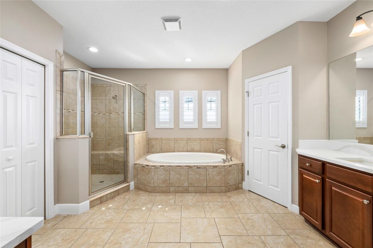 10902 Charmwood Drive, Riverview, FL 33569 Photo