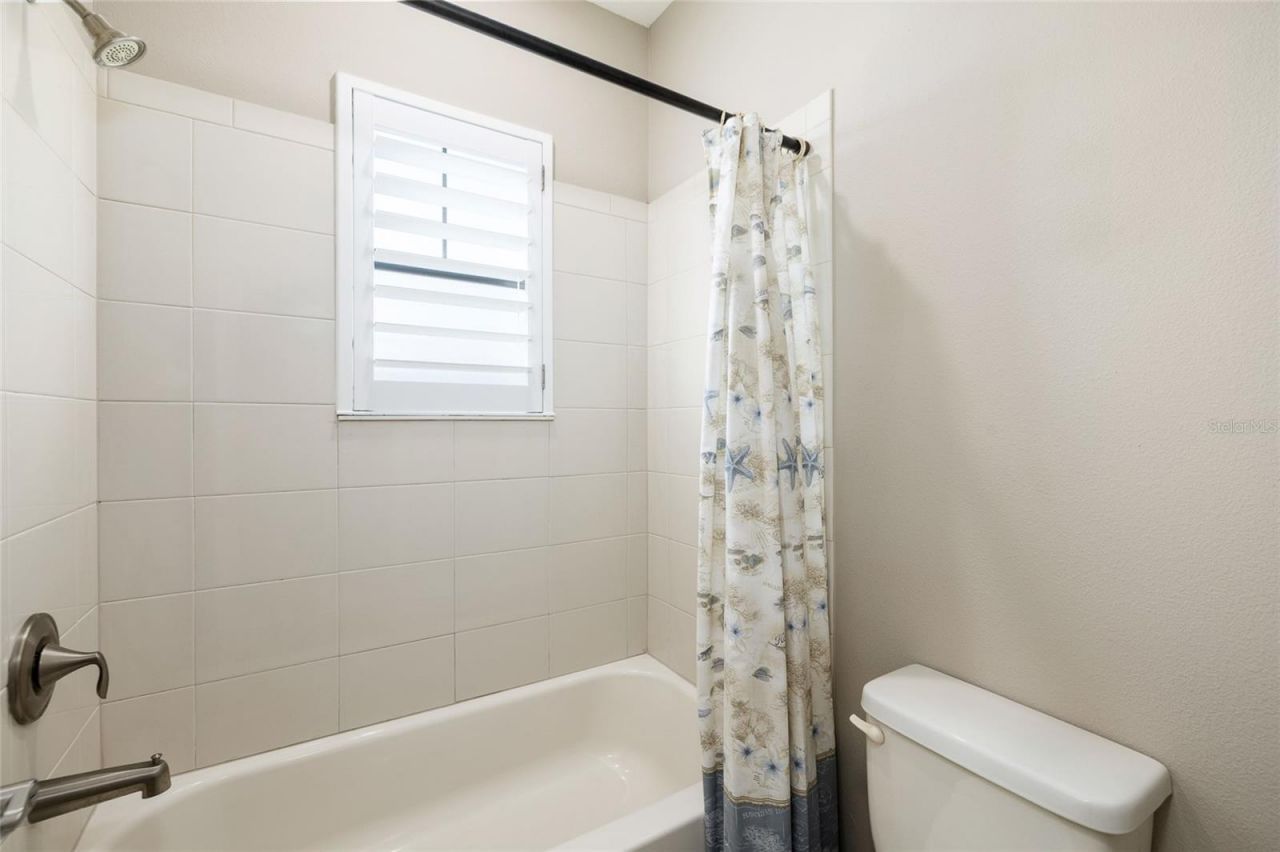 10902 Charmwood Drive, Riverview, FL 33569 Photo