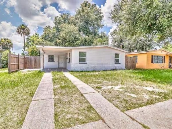 2804 N 33RD STREET, TAMPA, FL 33605