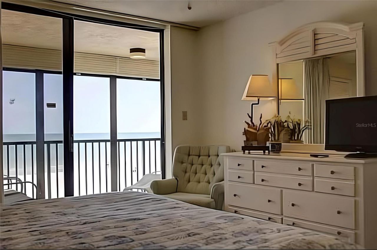 20040 Gulf Boulevard, Unit 302, Indian Shores, FL 33785 Photo