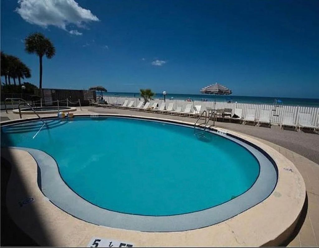 20040 Gulf Boulevard, Unit 302, Indian Shores, FL 33785 Photo