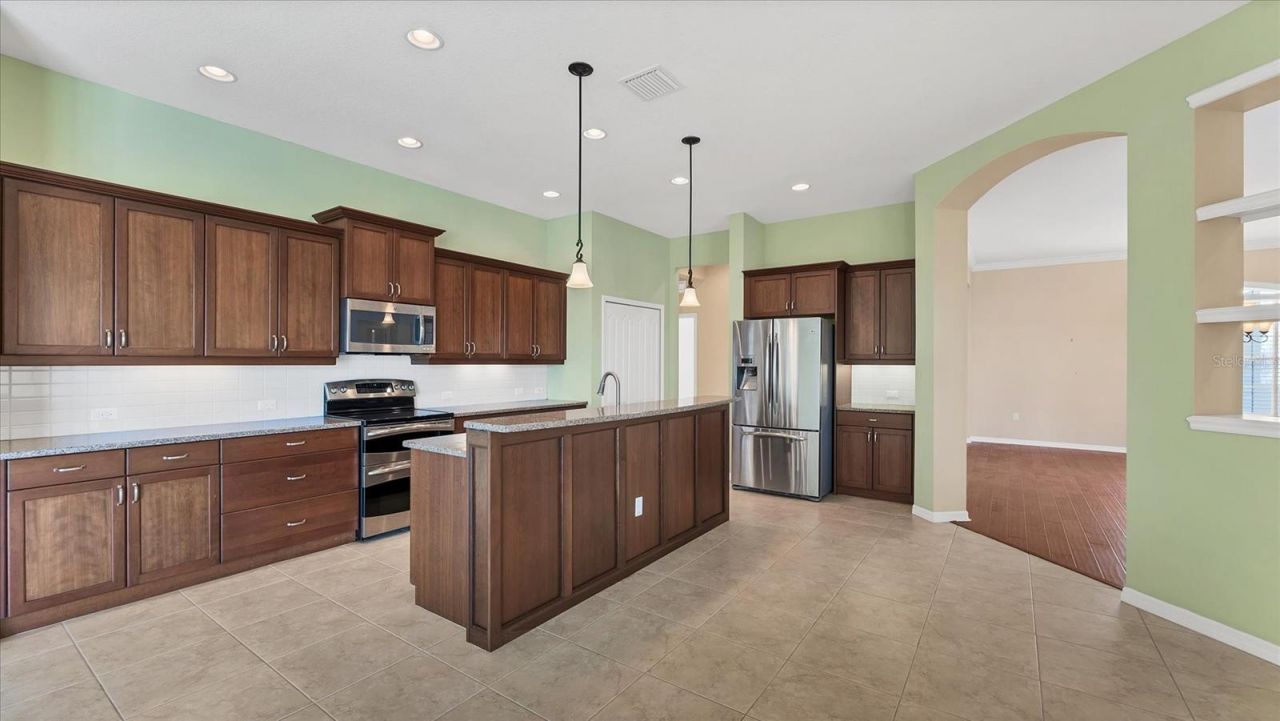 6207 46th Court E, Bradenton, FL 34203 Photo