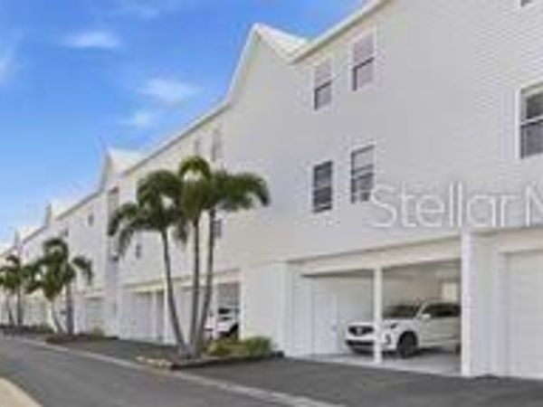 3607 E BAY DRIVE, Unit 211, HOLMES BEACH, FL 34217