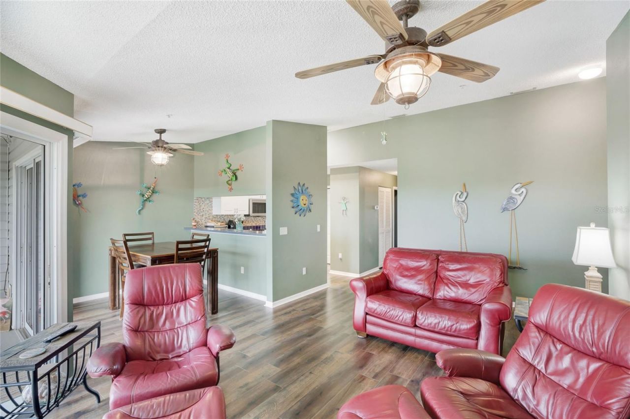 3607 E Bay Drive, Unit 211, Holmes Beach, FL 34217 Photo