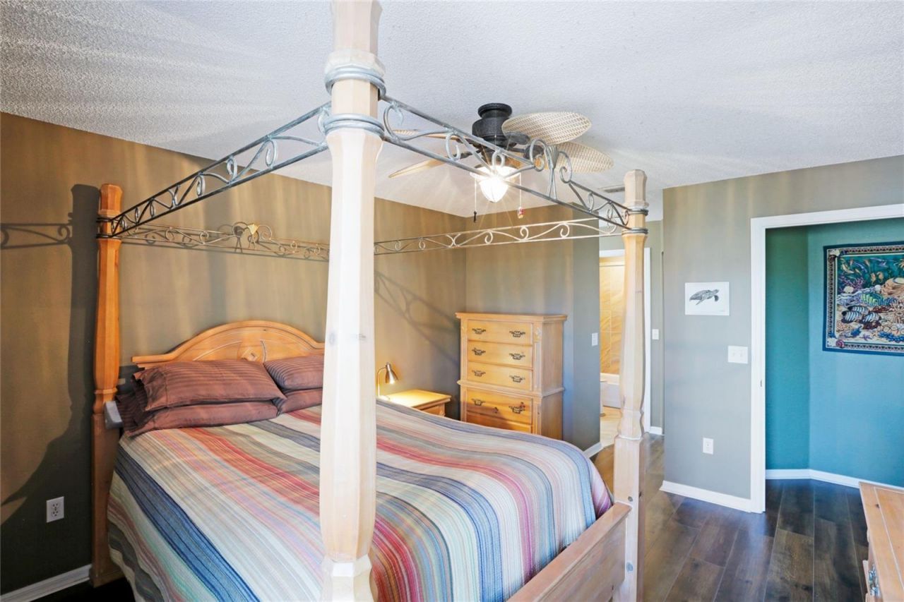 3607 E Bay Drive, Unit 211, Holmes Beach, FL 34217 Photo