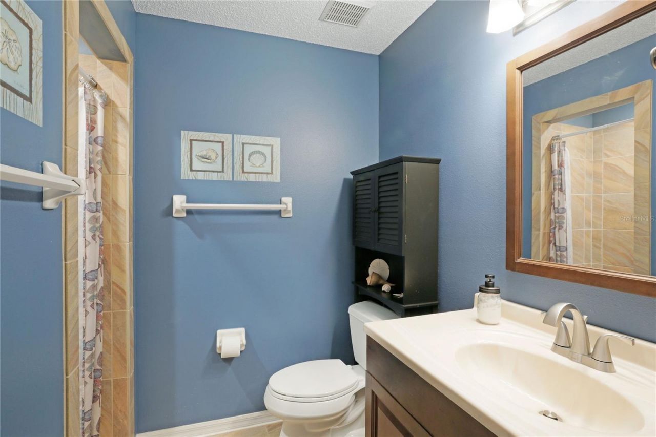 3607 E Bay Drive, Unit 211, Holmes Beach, FL 34217 Photo