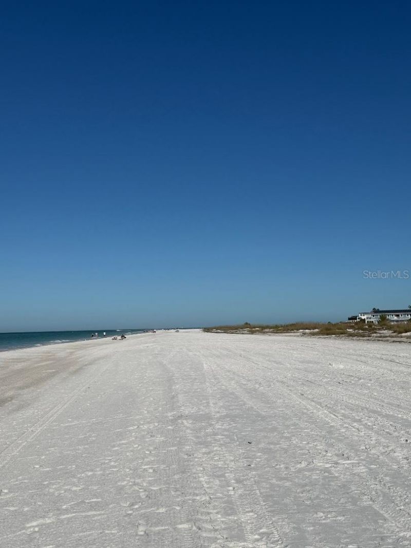 3607 E Bay Drive, Unit 211, Holmes Beach, FL 34217 Photo