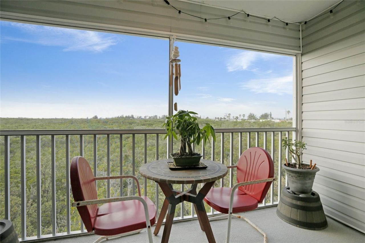 3607 E Bay Drive, Unit 211, Holmes Beach, FL 34217 Photo