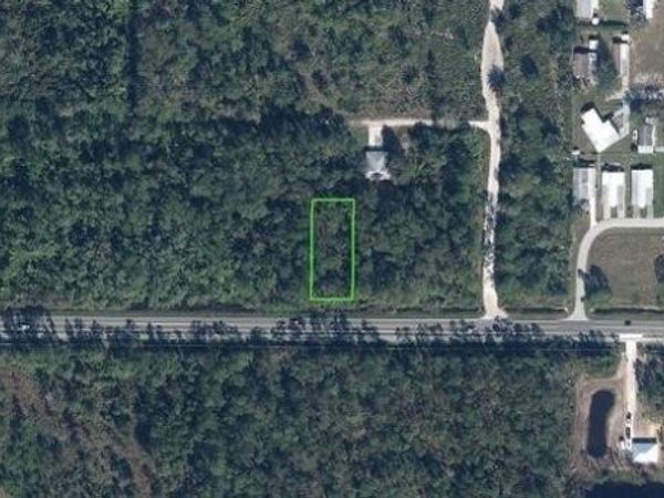 2600 HAMMOCK ROAD, SEBRING, FL 33872