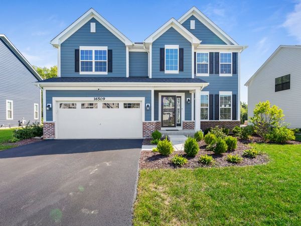 16509 S Sun Meadow Drive, Lockport, IL 60441