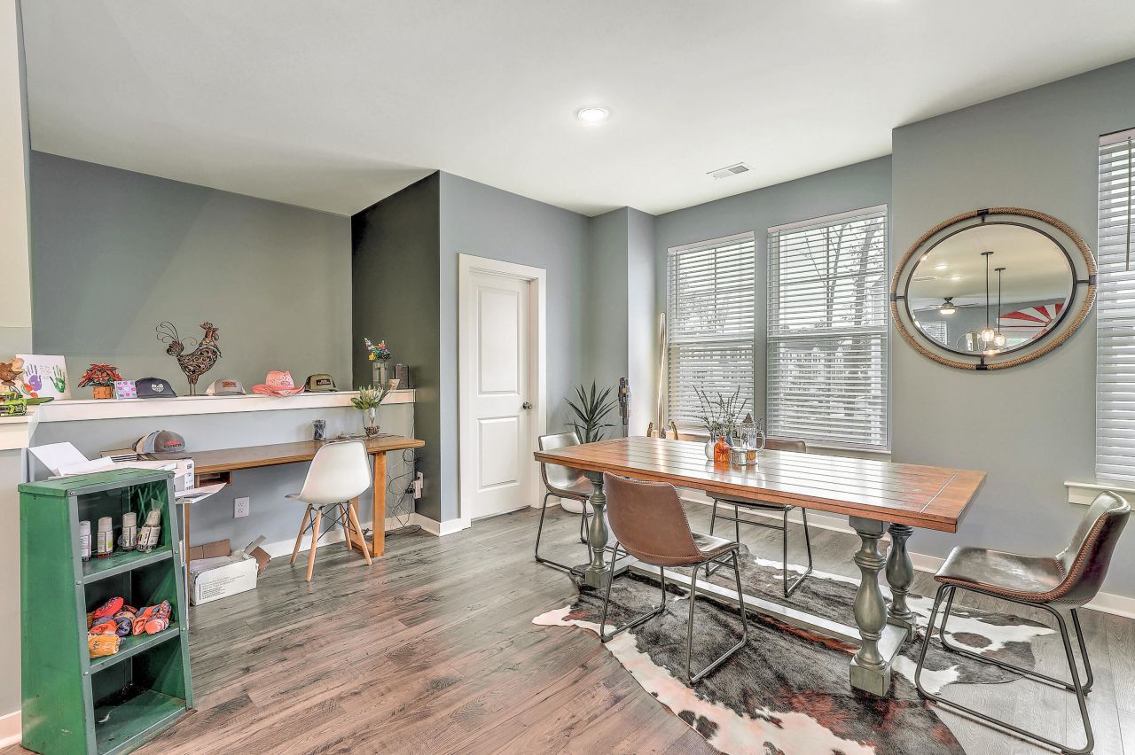 1045 Old Cypress Run Photo 10