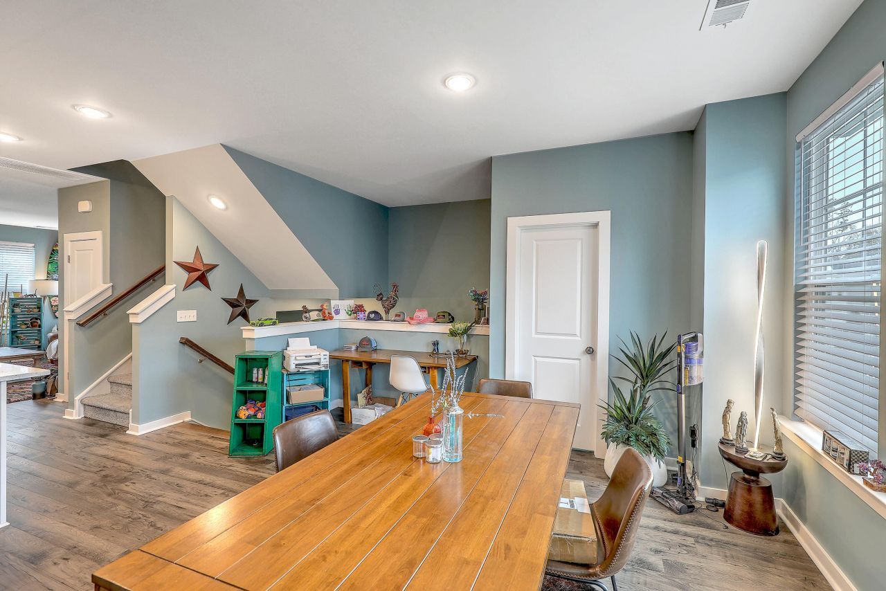 1045 Old Cypress Run Photo 12