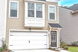 1045 Old Cypress Run photo 4