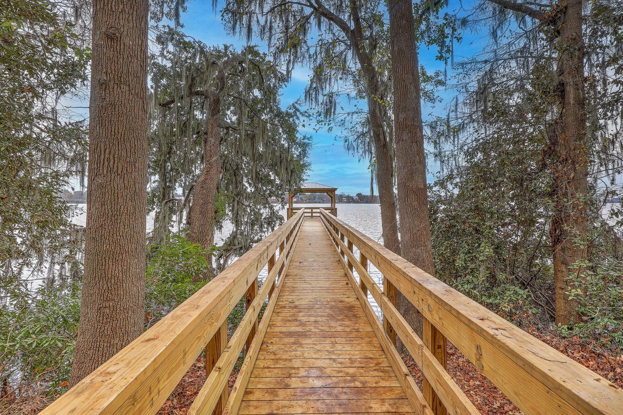 1045 Old Cypress Run Photo 36