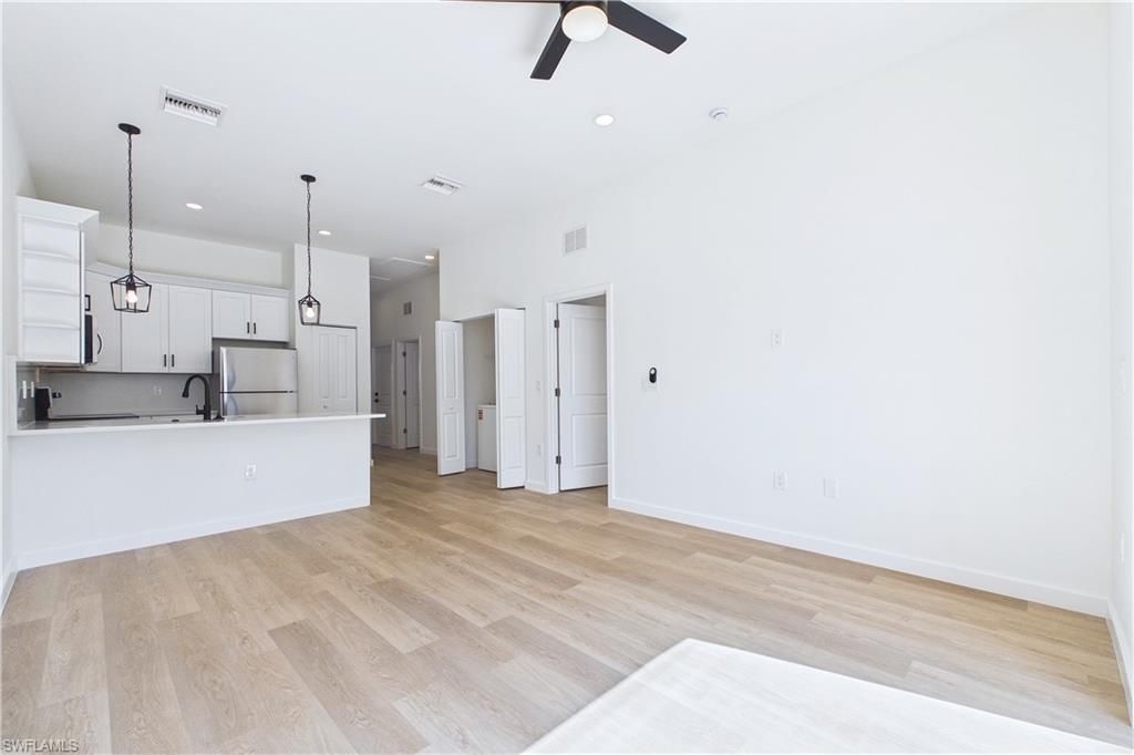 542/544 SE 6th Ter, Cape Coral, FL 33990 Photo