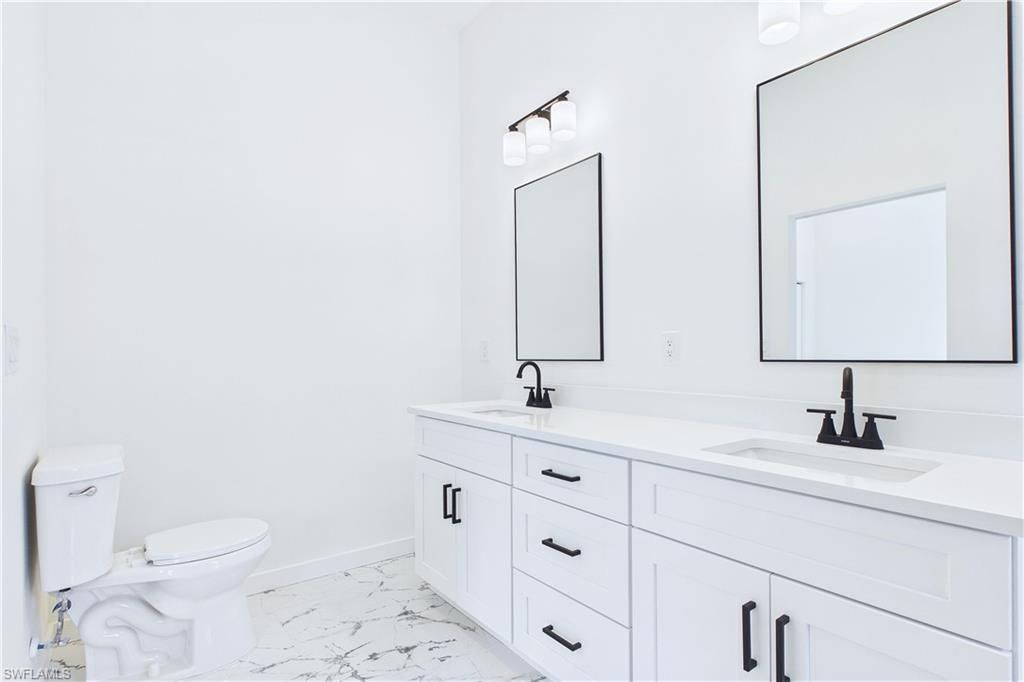 542/544 SE 6th Ter, Cape Coral, FL 33990 Photo