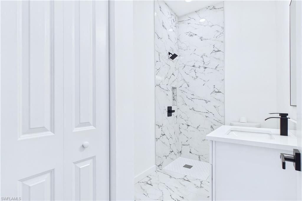 542/544 SE 6th Ter, Cape Coral, FL 33990 Photo