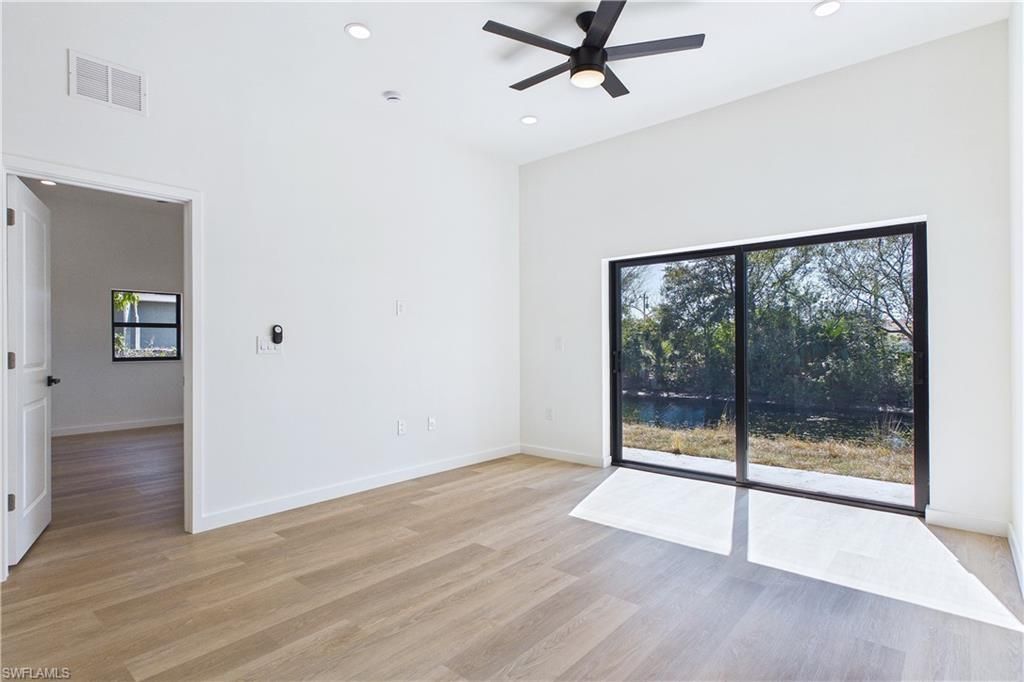 542/544 SE 6th Ter, Cape Coral, FL 33990 Photo