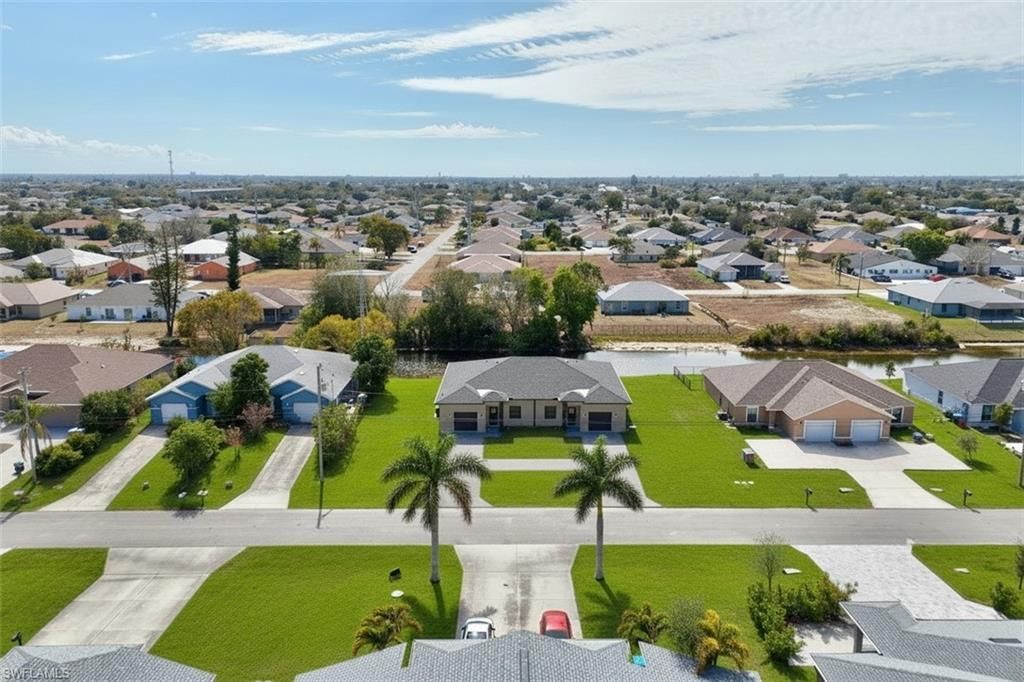 542/544 SE 6th Ter, Cape Coral, FL 33990 Photo