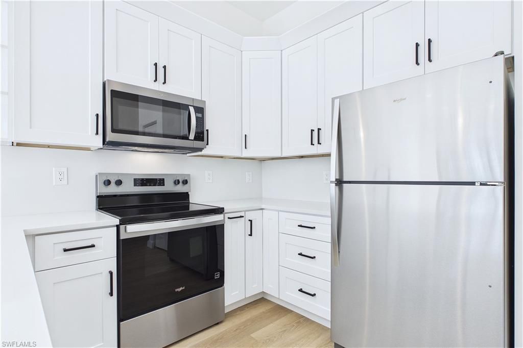 542/544 SE 6th Ter, Cape Coral, FL 33990 Photo